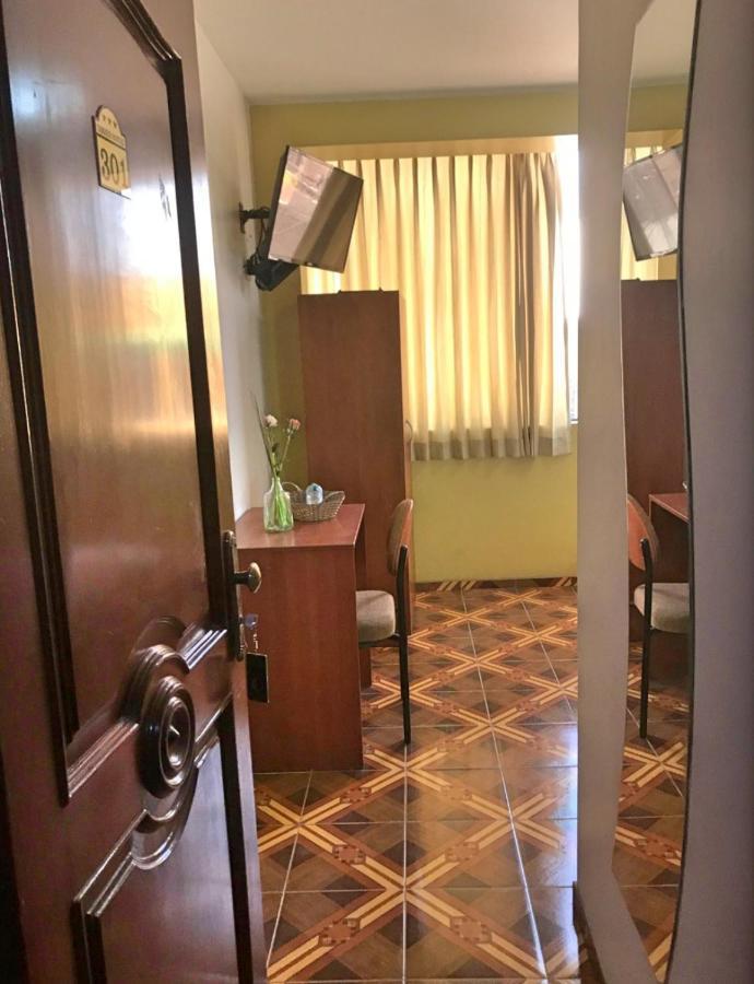 Tamaris Hotel 치클라요 외부 사진